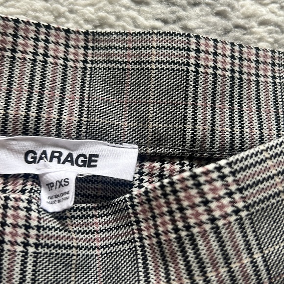 Garage Plaid Pleated Skirt - Picture 4 of 5